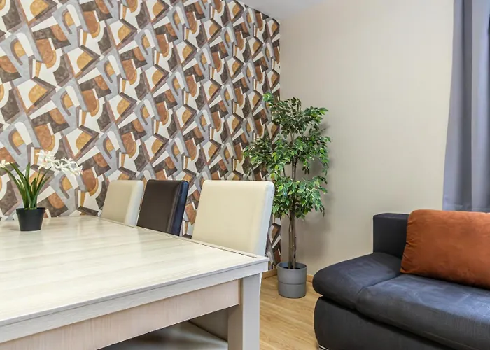 Corvin-Luxe, 3 Bedroom Apartment In City Center