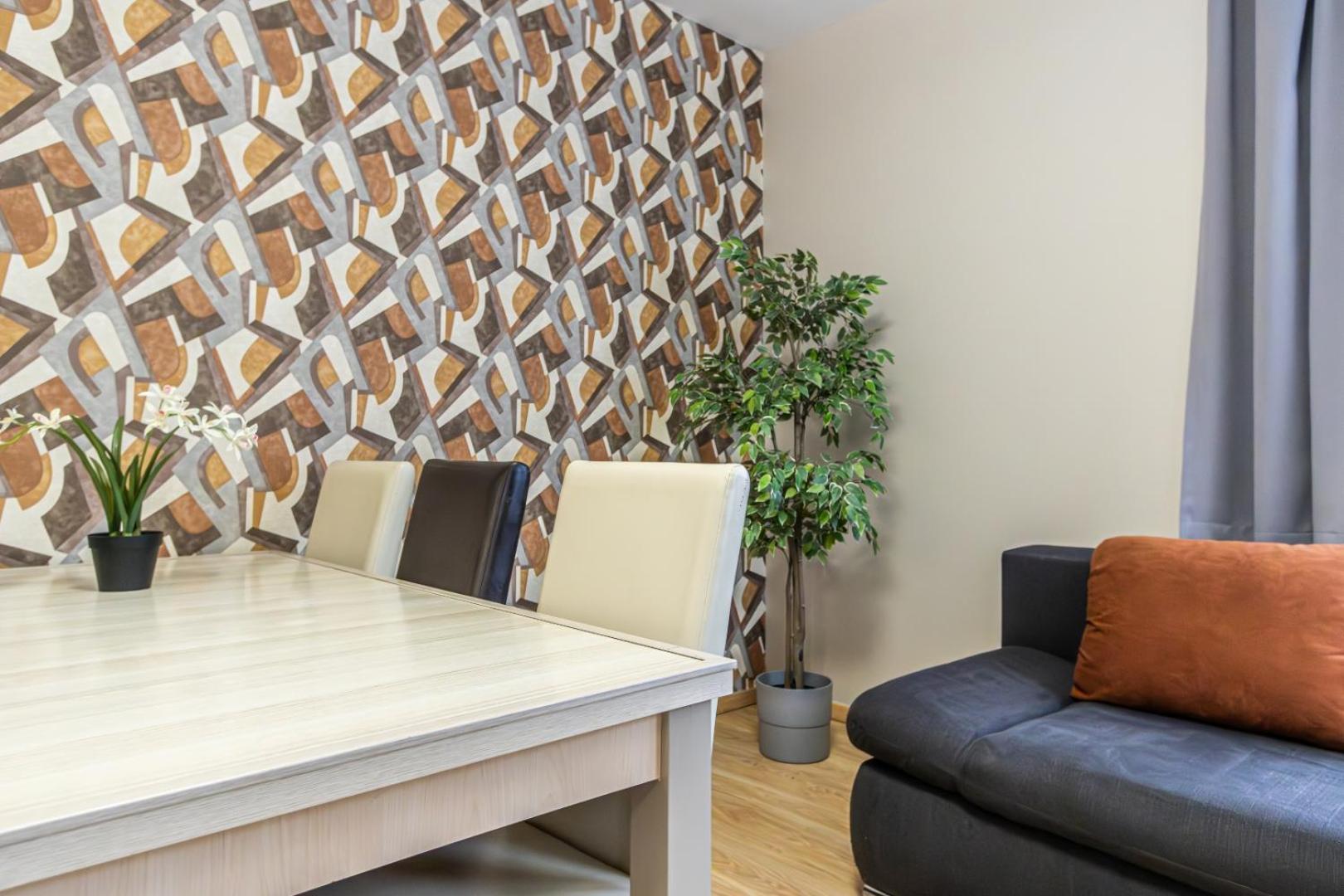 Appartamento Corvin-luxe, 3 Bedroom In Center Budapest