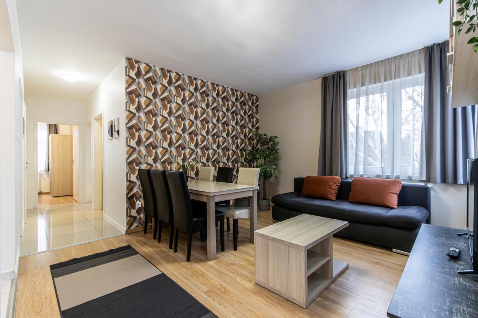 Appartamento Corvin-luxe, 3 Bedroom In Center Budapest