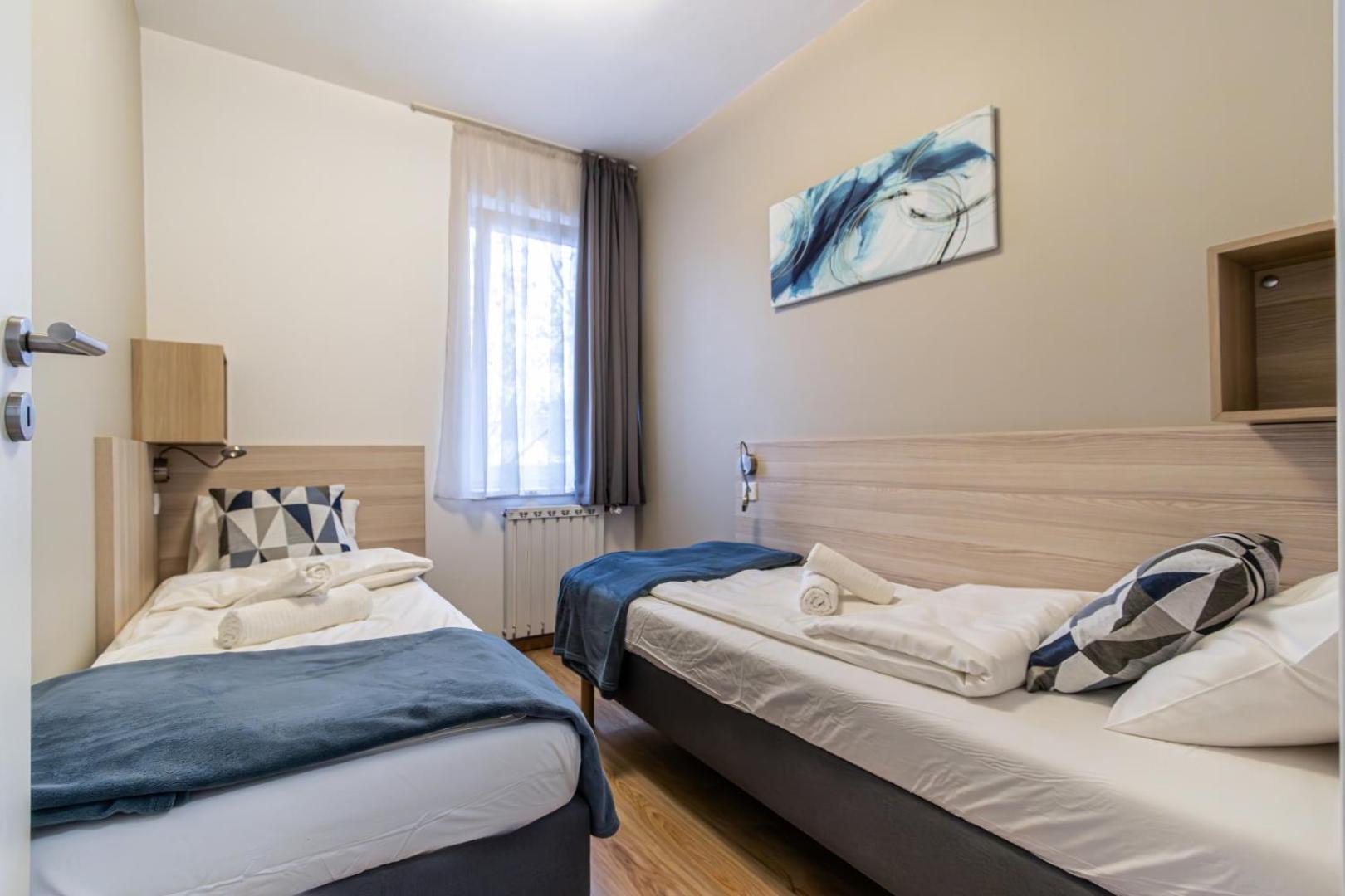 Appartamento Corvin-luxe, 3 Bedroom In Center