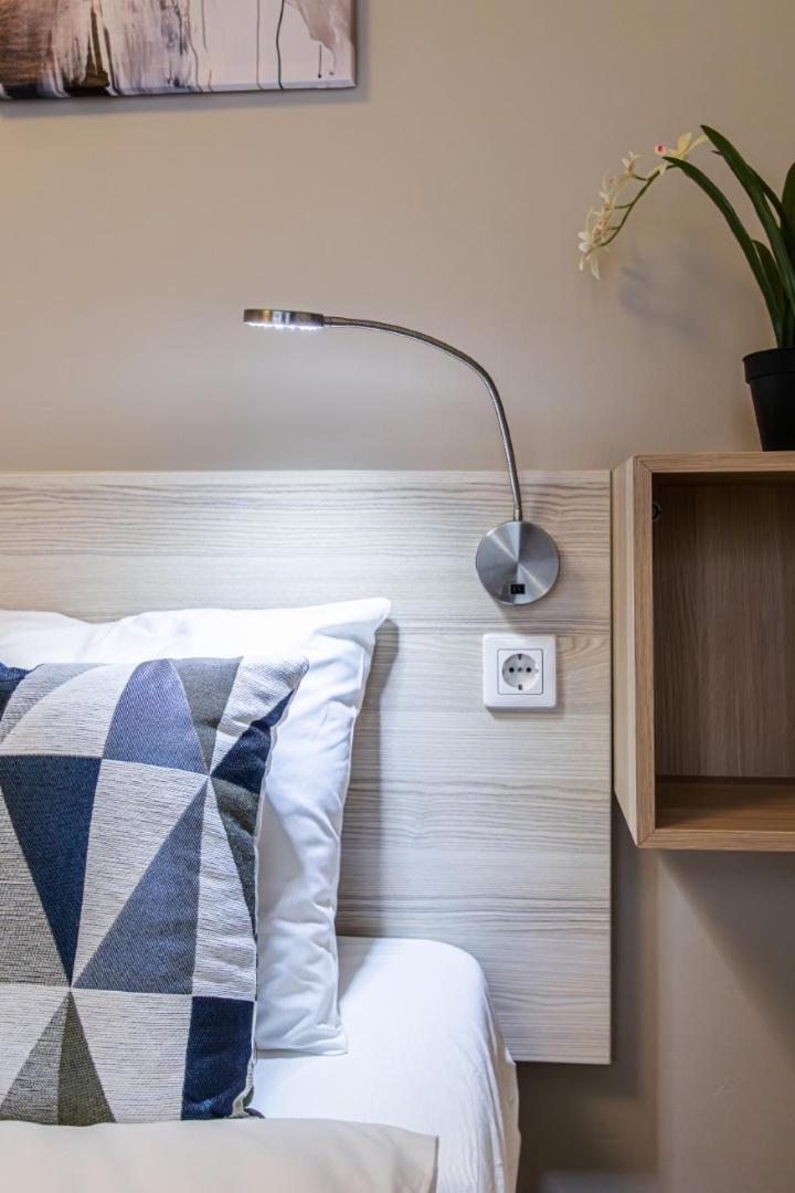 Corvin-luxe, 3 Bedroom In Center Apartmán Budapešť